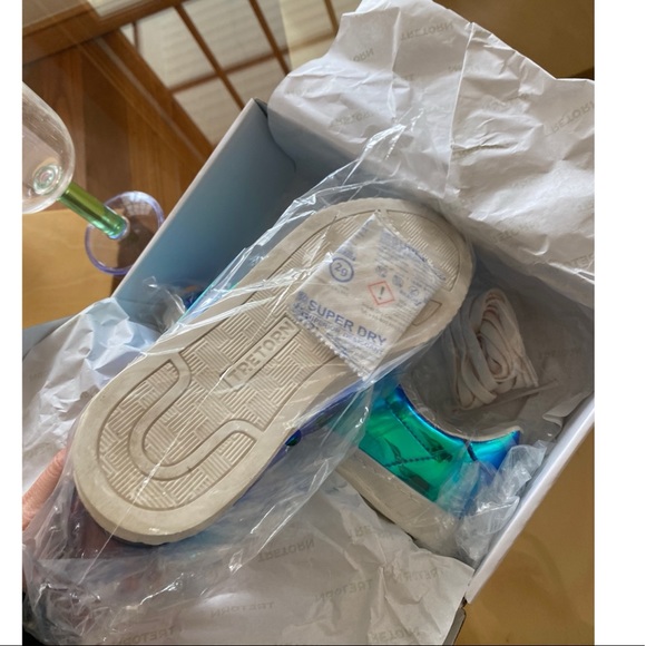 Brand New Iridescent Blue Low Sneakers - Picture 6 of 7